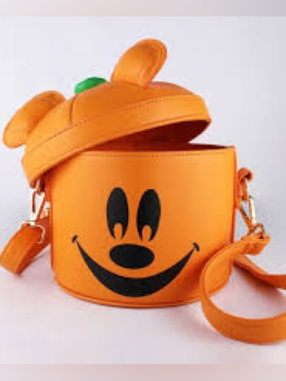NWT Cakeworthy Disney Mickey Mouse Pumpkin Bag